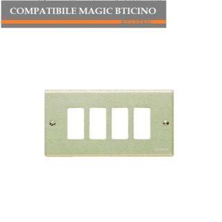PLACCA 4 POSTI FORI ALLUMINIO COMPATIBILE BTICINO MAGIC