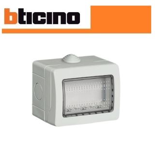 CUSTODIA 3 MODULI IP55 DA PARETE BTICINO LUNA LIVING LIGHT 24503