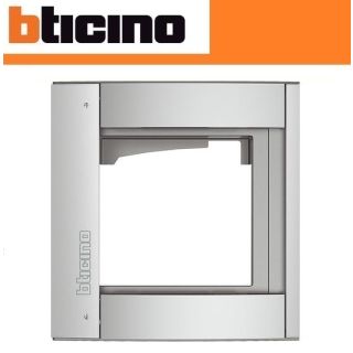SUPPORTO TELAIO CON CORNICE BTICINO SFERA ALL METAL 350211.