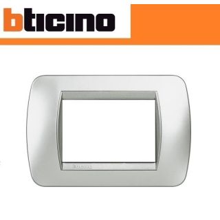 PLACCA 3 FORI BTICINO LIVING LIGHT TECH L4803TE