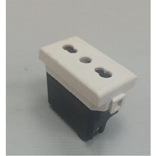 PRESA BIPASSO 10-16a MATIX BTICINO AM5180