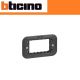 SUPPORTO 3 POSTI BTICINO LIVING NOW K4703